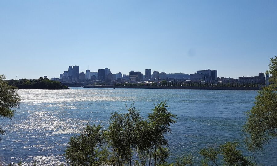 Montreal St. Lawrence River.