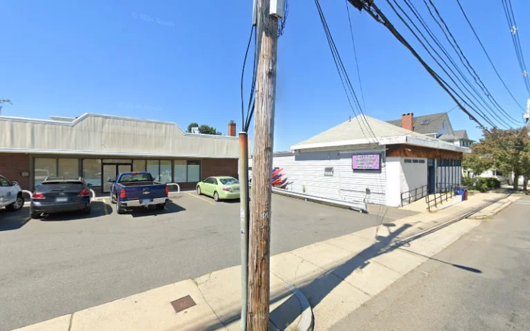150 Beach St