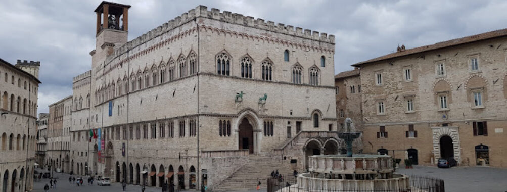 Piazza IV Novembre Travel Forum Reviews