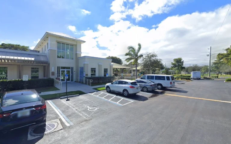 609 NW 6th Ave
