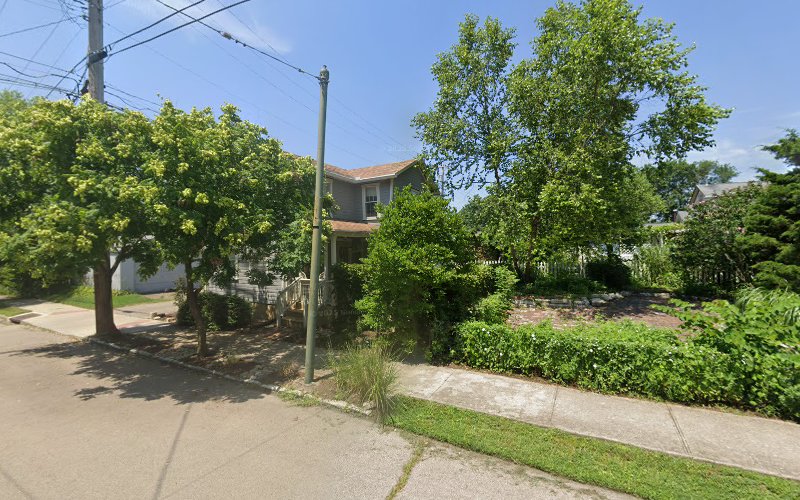 817 McLain St