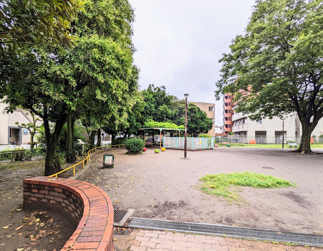 Adachi Kuritsu Kamino Park