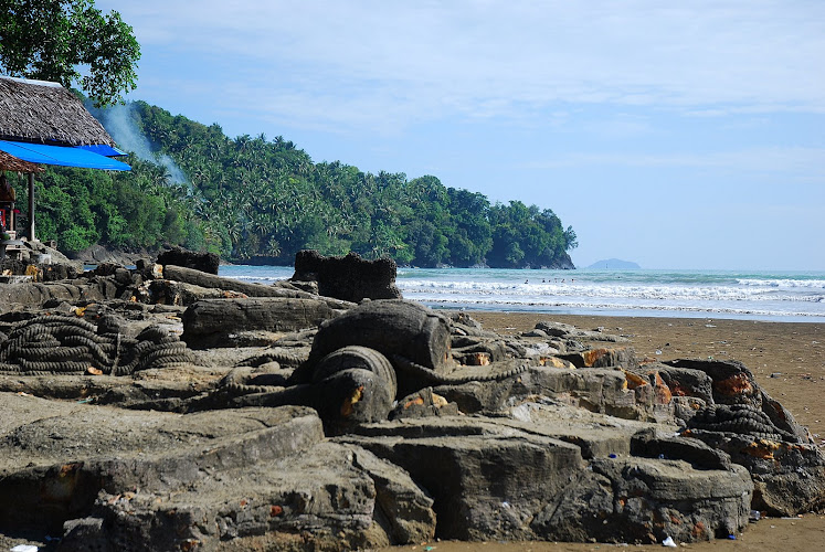 Air Manis Beach