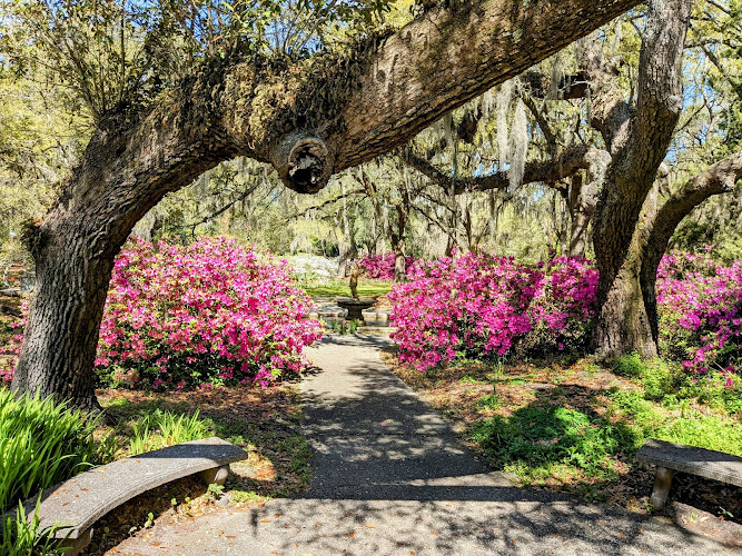 Airlie Gardens