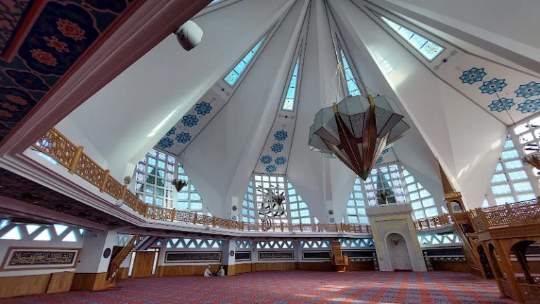 Akcakoca Central Mosque