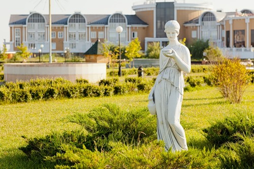 Aleksandrovskiy Park