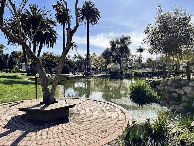Alice Keck Park Memorial Garden