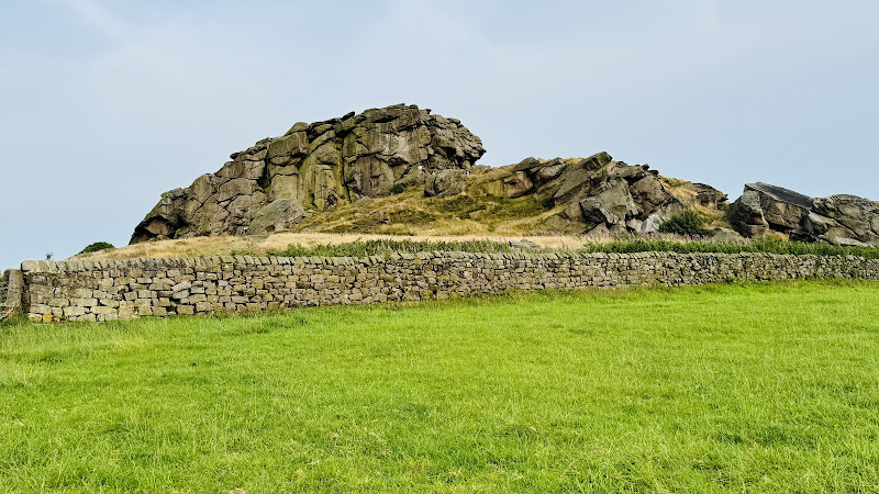 Almscliffe Crag