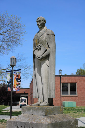 Alumni Walkway