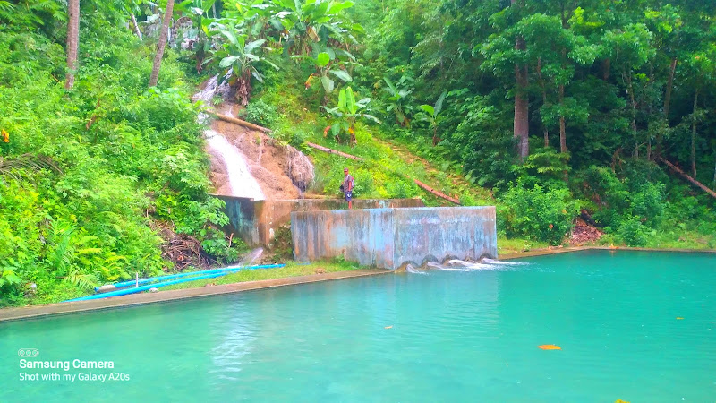 Anda Falls