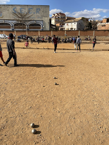 Andranovisy terrain de boules (pétanque)