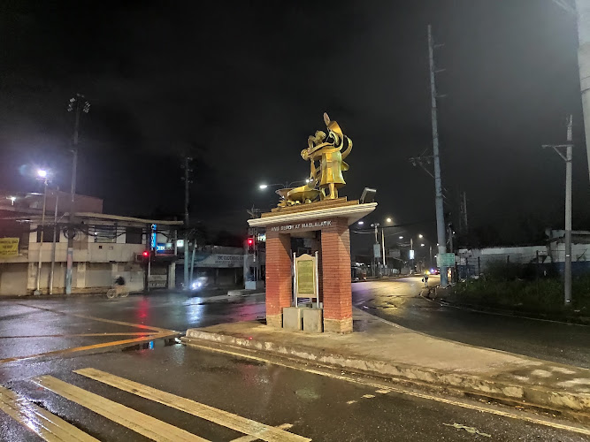 Ang Sepoy at Maglalatik