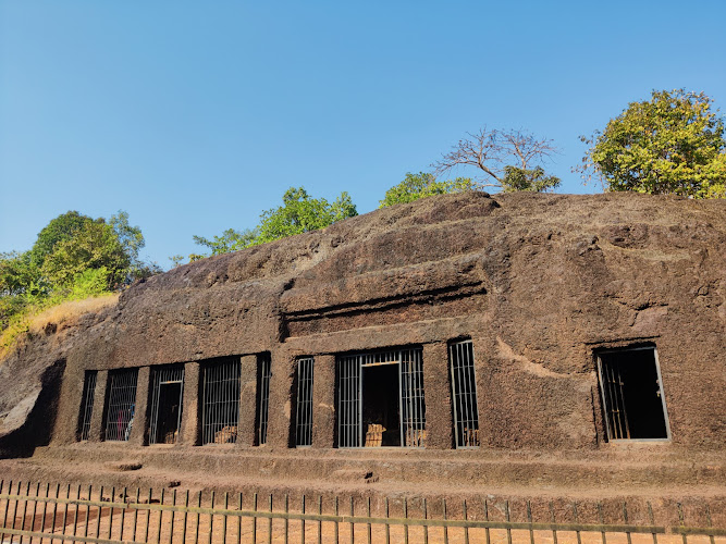 Arvalem Caves