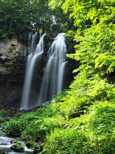 Ashiribetsuno Falls