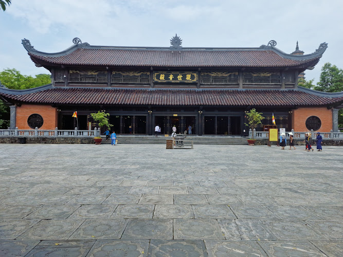Bái Đính Pagoda