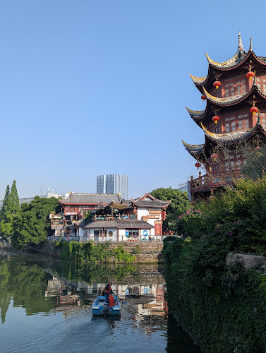 Baihuatan Park