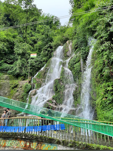 Bakthang Waterfall