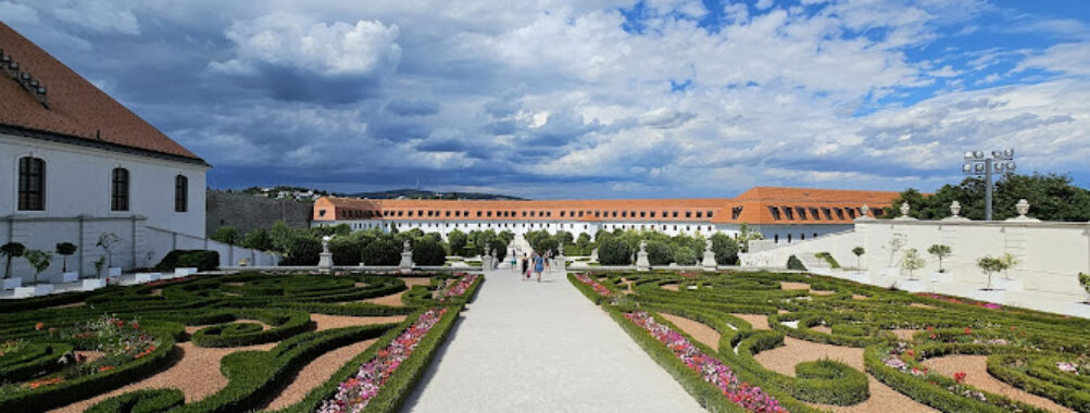Baroque garden Travel Forum Reviews
