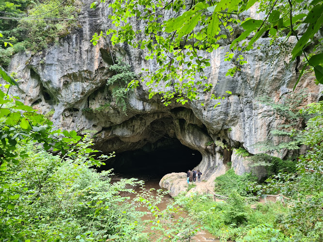 Bolii Cave