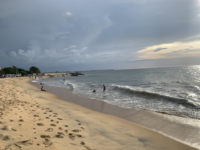 Browns Beach, Negombo