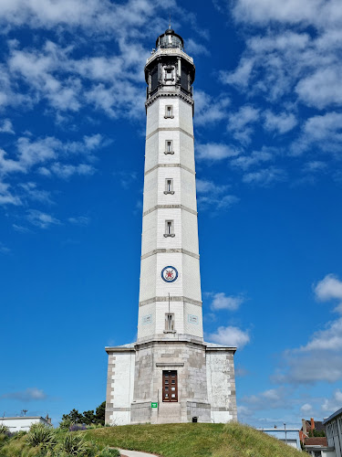 Calais Lighthouse