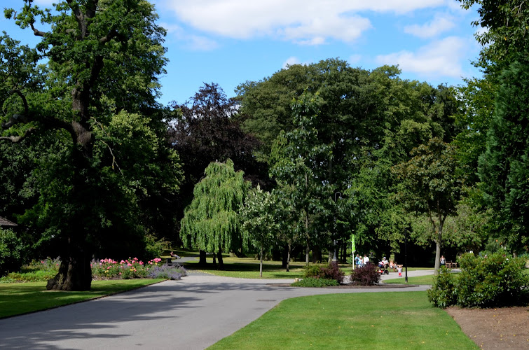 Caldecott Park