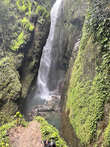 Cascada las golondrinas