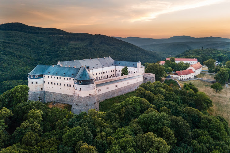 Červený Kameň Castle