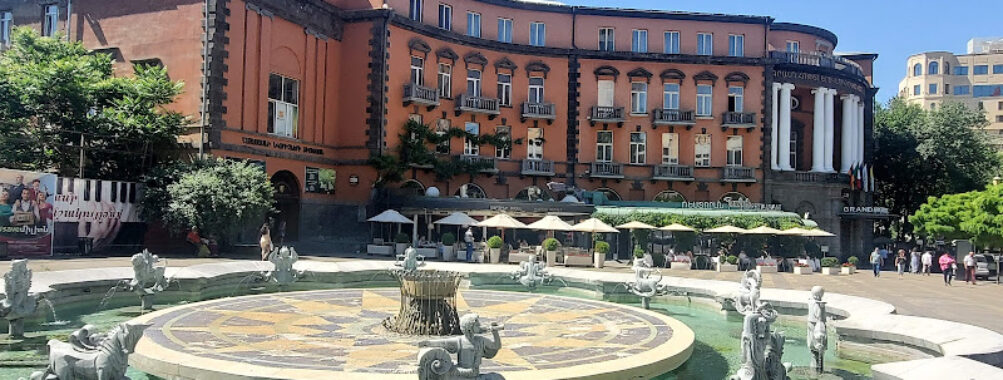 Charles Aznavour Square Travel Forum Reviews