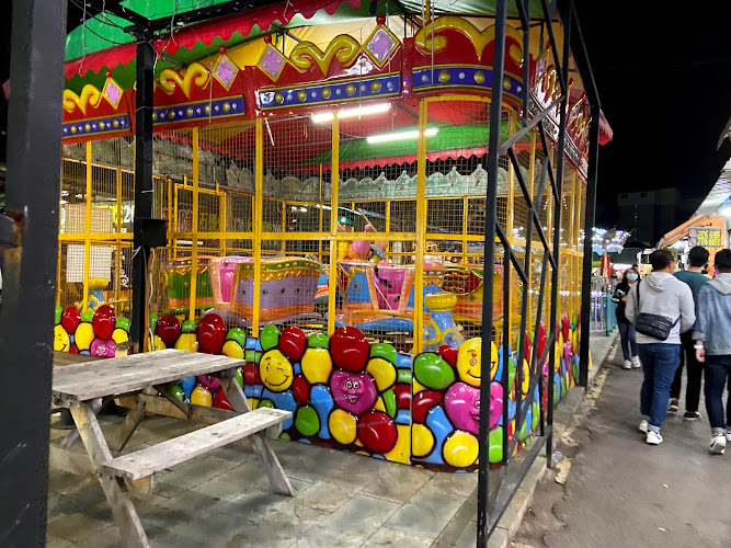 Chia-Le-Fu Night Market