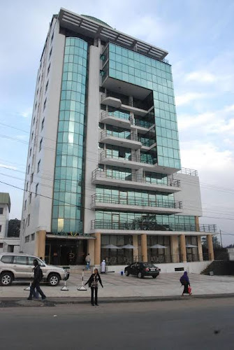 Churchill Hotel