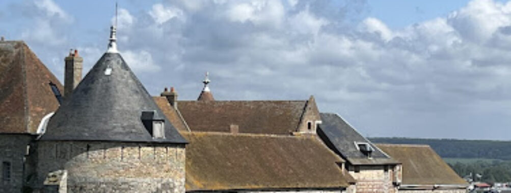 Cliff-Top Beach and Castle View Travel Forum Reviews