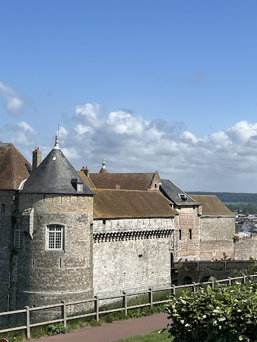 Cliff-Top Beach and Castle View