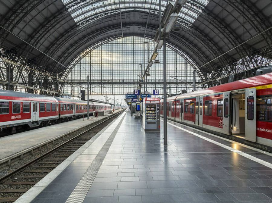 Commuting Comparisons