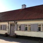 Crafts house