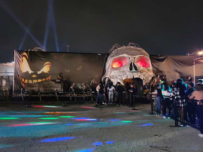 Cutting Edge Haunted House
