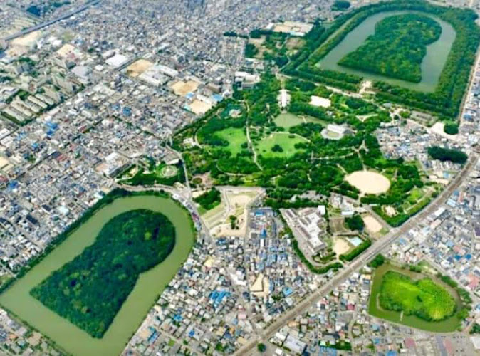 Daisen-ryo Kofun (Tomb of Emperor Nintoku)