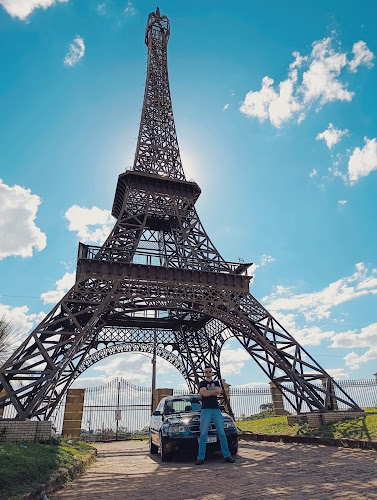 Eiffel Tower Umuarama