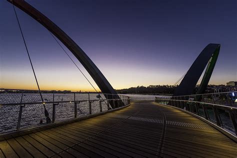 Elizabeth Quay Bridge