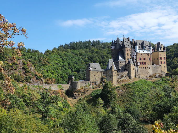 Exterior facade of the great Eltz Castle