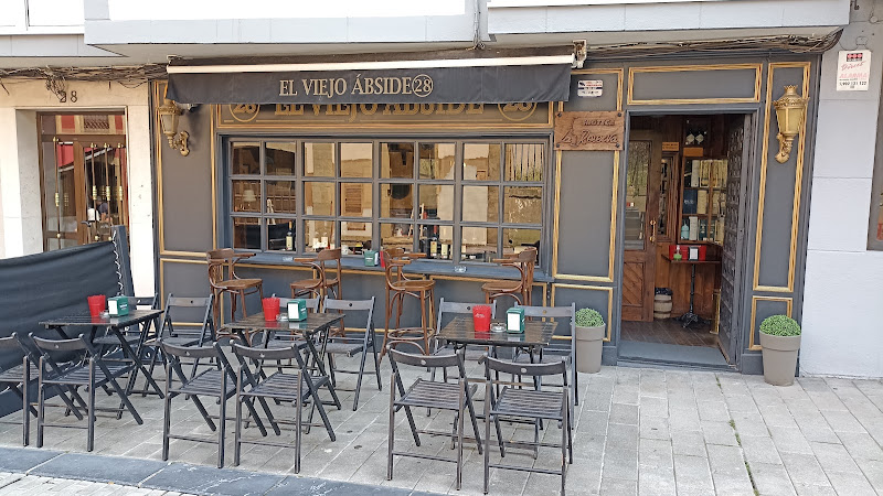 Enoteca La Reserva El Viejo Ábside