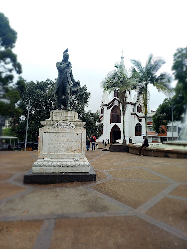 Escultura de Francisco José de Caldas