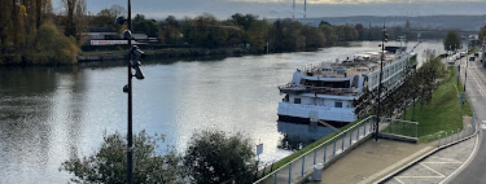 Esplanade de verdure de Mantes-la-Jolie Travel Forum Reviews
