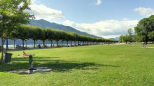 Esplanade du Lac
