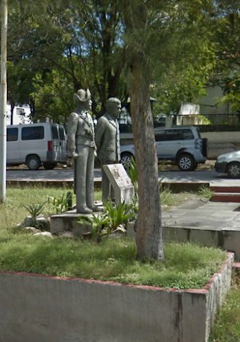 Estátua Monumento Coronel Ludugero e Ontrope