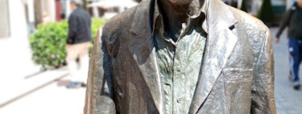 Estatua de Woody Allen Travel Forum Reviews