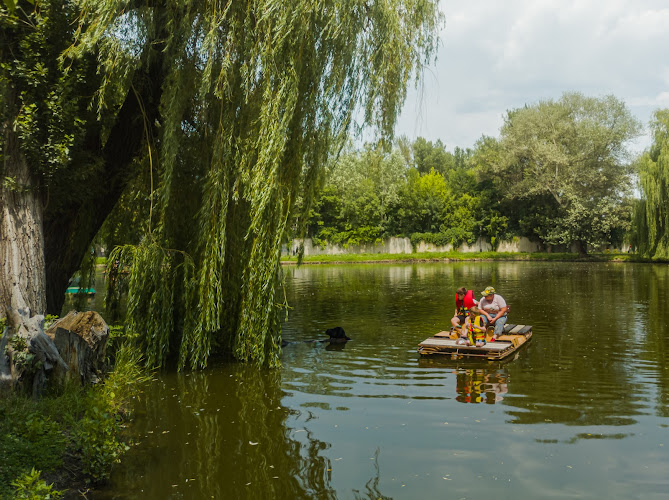 Fabrichnyy Park. Zona Attraktsionov