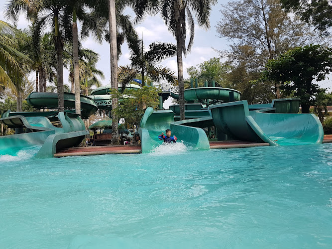 Fontana Leisure Parks And Casino