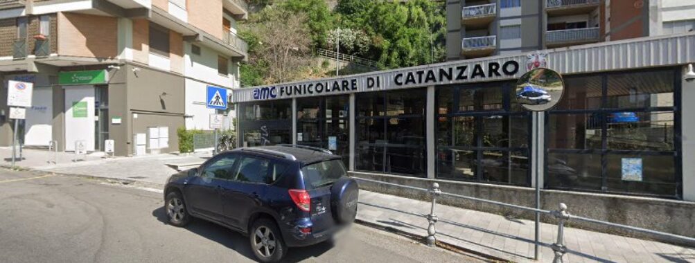 Funicolare di Catanzaro - Stazione intermedia Travel Forum Reviews