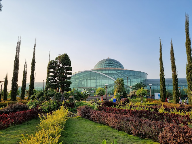 Glass House || Kunduwada Lake || Daavanagere
